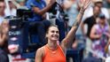 Aryna Sabalenková postoupila do osmifinále US Open, nerozhodil ji ani zápach marihuany