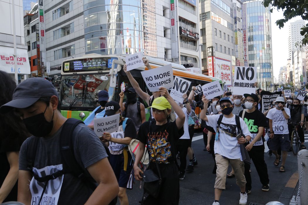 Japonci olympijské hry v době pandemie příliš nevítají