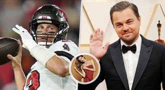 Sraz bývalých fešáků modelky Gisele: Legendární Brady a DiCaprio slavili na jachtě!