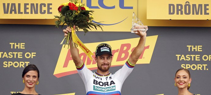 Peter Sagan zaútočil zezadu a vítězstvím si pojistil vedení v bodovací soutěži.