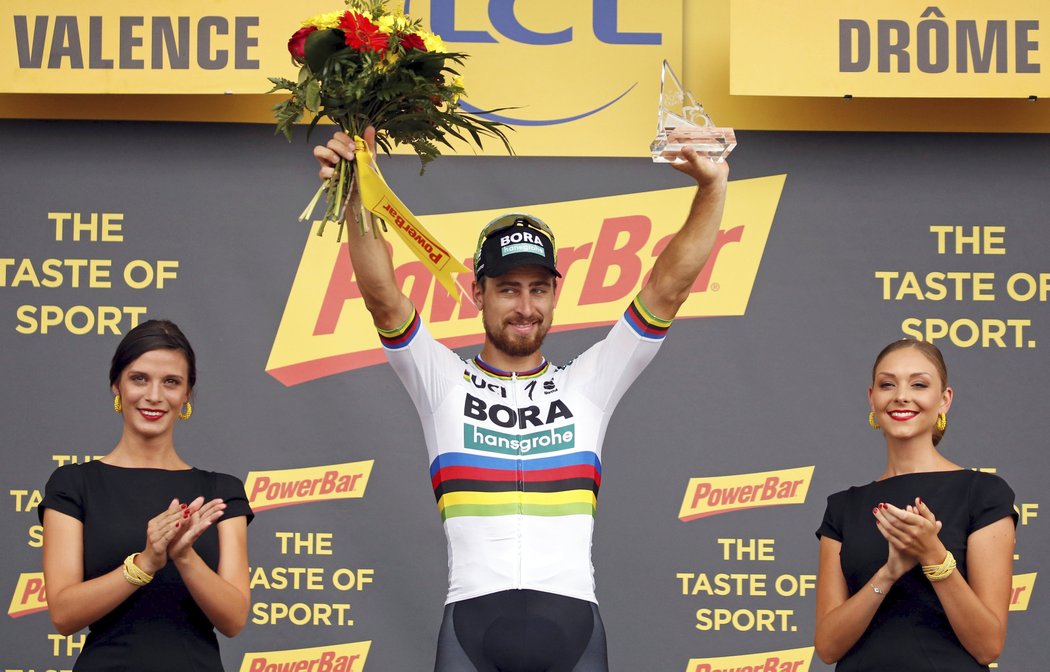 Peter Sagan zaútočil zezadu a vítězstvím si pojistil vedení v bodovací soutěži.