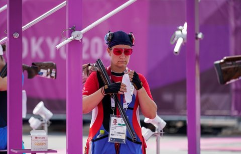 Slovenka Zuzana Rehák Štefečeková ovládla kvalifikaci trapu v novém světovém rekordu, když neminula ani při jednom ze 125 výstřelů