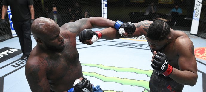 Derrick Lewis v UFC sestřelil Curtise Blaydese