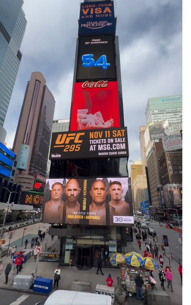 Promo UFC s Jiřím Procházkou na slavné Times Square v New Yorku