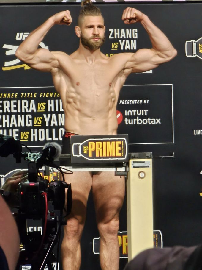 Procházka vs. Rakič v TV: kde sledovat UFC 300 živě? Procházka vs. Rakič v TV: kde sledovat UFC 300 živě?