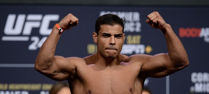 Zápasník UFC Paulo Costa z Brazílie se nevešel do limitu. Souboj s Marvinem Vettorim proběhne v polotěžké divizi