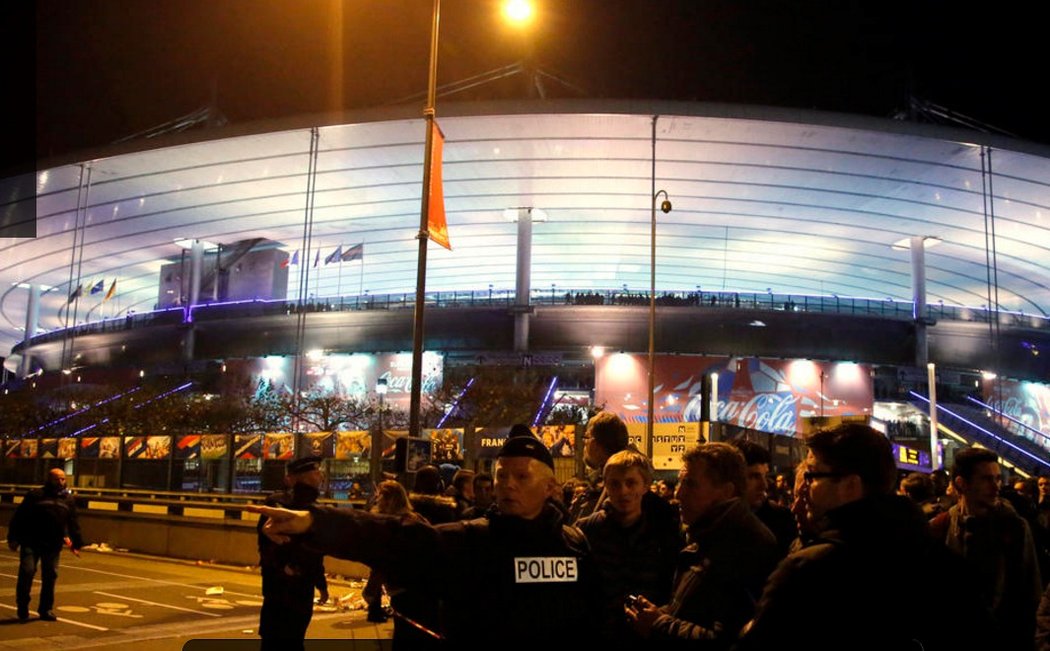 Terotistické útoky v Paříži zasáhly i fotbal.