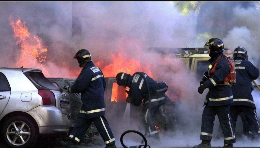 Několik hodin před zápasem Ligy mistrů v roce 2002 mezi Realem Madrid a Barcelonou vybuchla v blízkosti stadionu bomba
