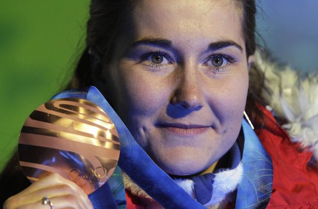 Šárka Záhrobská a její bronzová olympijská medaile Šárka Záhrobská a její bronzová olympijská medaile