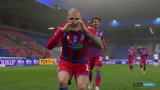 SESTŘIHY: Slavia vede ligu! Sparta poprvé padla, Plzeň je po šlágru třetí SESTŘIHY: Slavia vede ligu! Sparta poprvé padla, Plzeň je po šlágru třetí