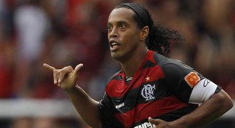 Pět měsíců mi nezaplatili, naříká Ronaldinho. Vrátí se do Evropy?