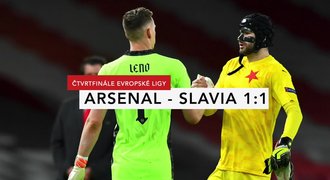 Arsenal - Slavia 1:1. Super remíza! Po úderu srovnal v nastavení Holeš