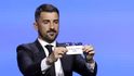 Legendární útočník David Villa vytáhl lísteček se jménem Slavie Praha