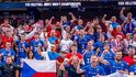 Radost českých volejbalistů s fanoušky