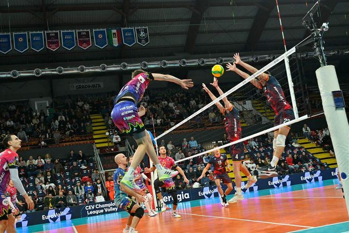 Lvi trápili v Lize mistrů top tým světa! Set v Perugii je dobrý job, řekl Moník Lvi trápili v Lize mistrů top tým světa! Set v Perugii je dobrý job, řekl Moník