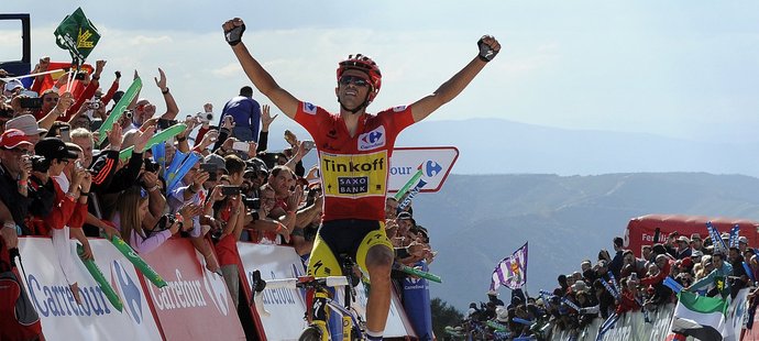 Španělský cyklista Alberto Contador potřetí v kariéře vyhrál slavnou Vueltu