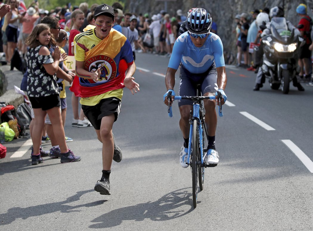 Druhou etapu cyklistické Vuelty vyhrál po sólovém úniku Kolumbijec Nairo Quintana, vítěz poslední Grand Tour sezony z roku 2016.
