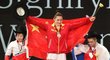I na slavnostní vyhlášení dokulhala s pomocí zbývajících medailistek, vítězné Číňanky Kchang Jüe a třetí Rusky Olgy Zubovové.