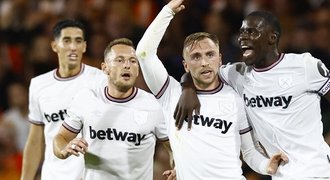 SESTŘIH: West Ham dál jede! Po výhře v Lutonu je první, pomohl i Coufal