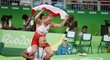 Polská zápasnice Ewa Michalikova se raduje ze zisku bronzové medaile