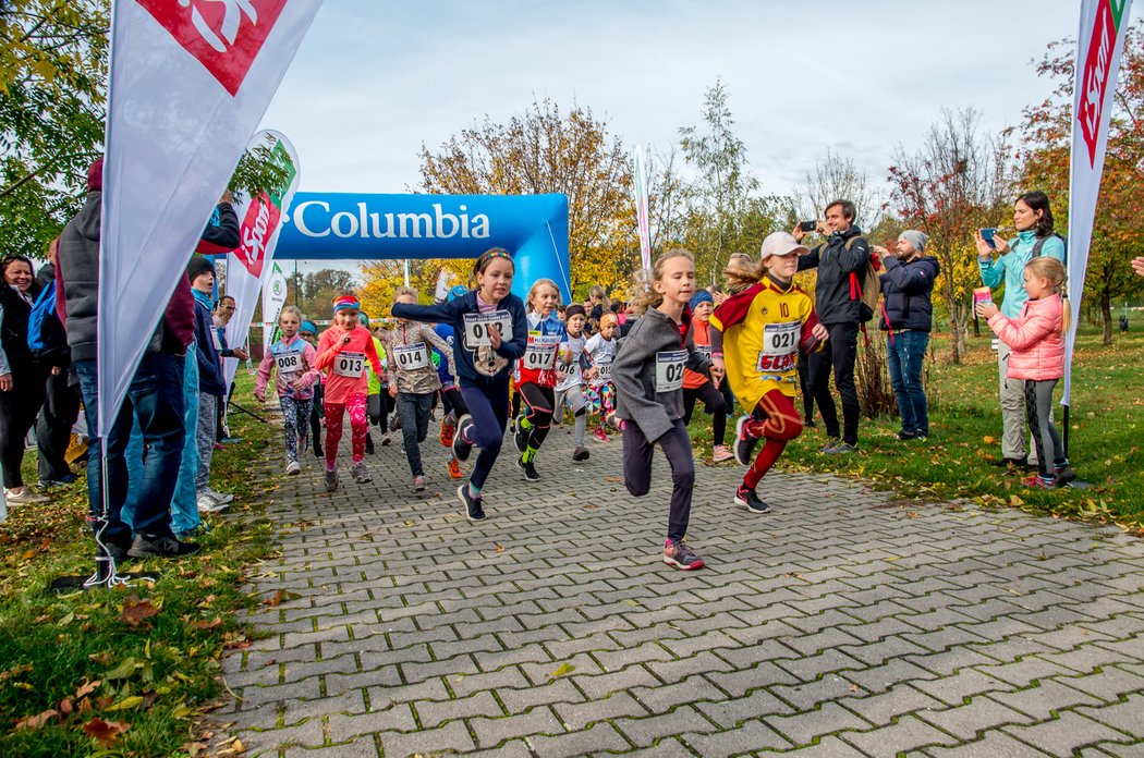 Běžecký iSport LIFE Columbia závod v Divoké Šárce v Praze