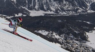 Ledecká osmá v kvalifikaci na MS v obřím slalomu, postupuje i Kmochová
