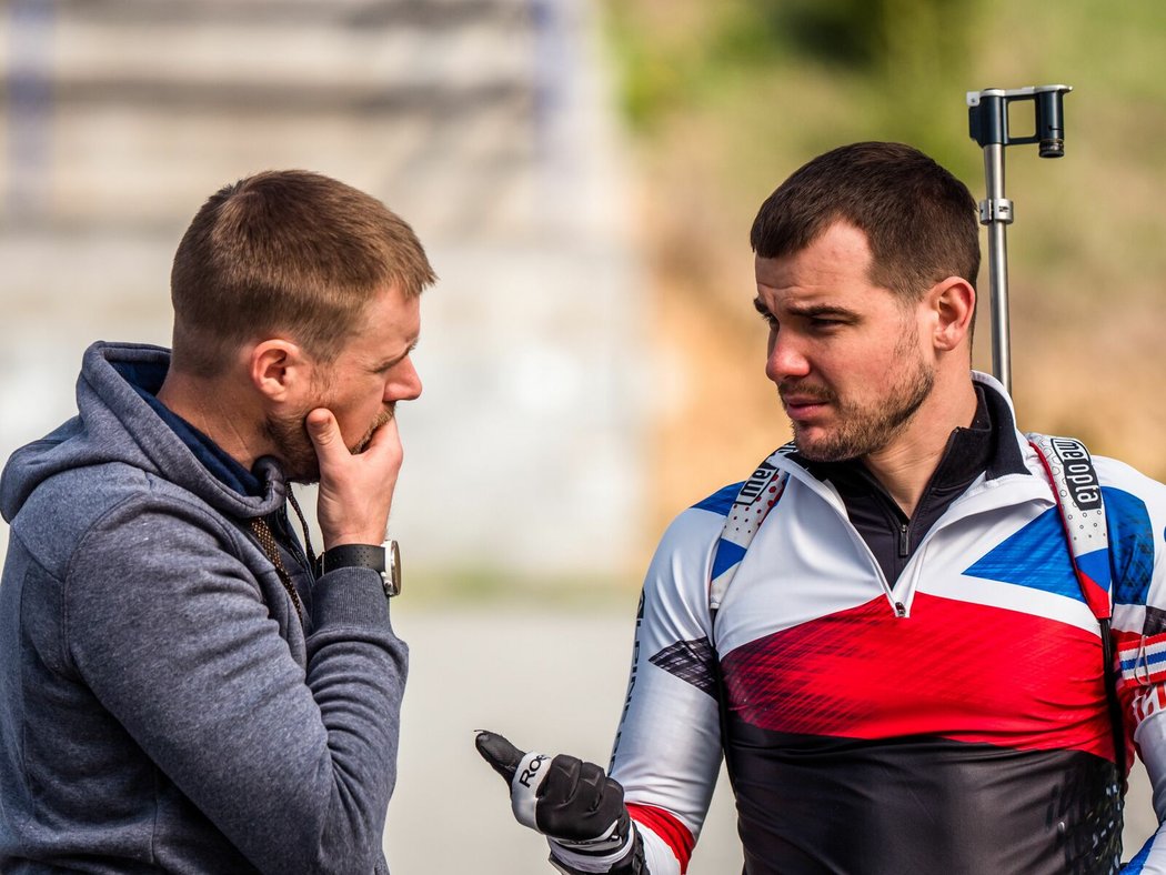 Matt Emmons už se zapojil do přípravy českých biatlonistů na novou sezonu