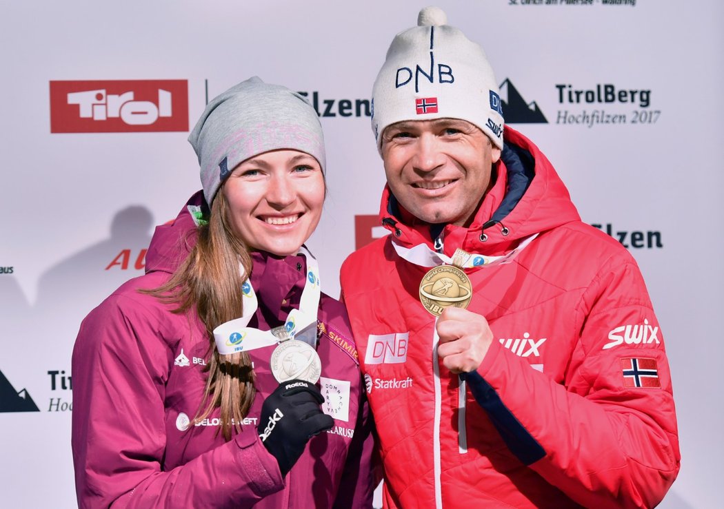 Biatlonové legendy Darja Domračevová a Ole Einar Björndalen povedou společně čínskou reprezentaci