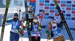 Medailistky z vytrvalostního závodu: zleva stříbrná Hanna Öbergová, zlatá Markéta Davidová a bronzová Ingrid Landmark Tandrevoldová