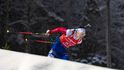 Mikuláš Karlík na trati stíhacího závodu v Östersundu