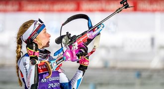 Biatlon: Davidová ve sprintu šestá, Krčmář dojel na desátém místě