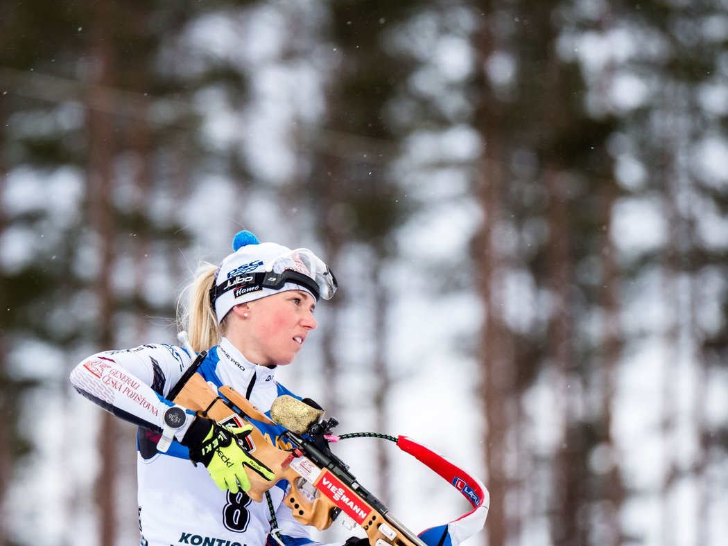 Někdejší biatlonistka Eva Puskarčíková splnila přání zemřelému skokanovi na lyžích a expartnerovi Antonínu Hájkovi
