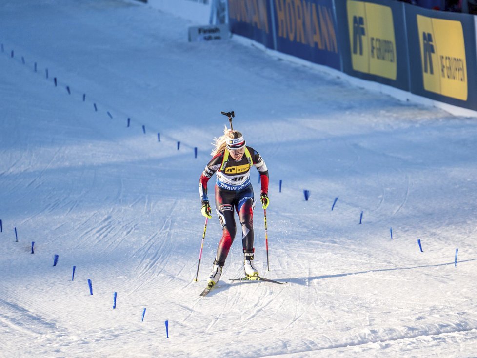 Eva Puskarčíková sice na střelnici ani jednou nechybovala, i tak ve sprintu skončila až na 51. místě