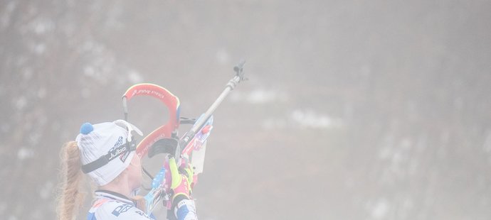 Dvě chyby na střelnici stály Markétu Davidovou lepší umístění v úvodním sprintu Světového poháru v Oberhofu