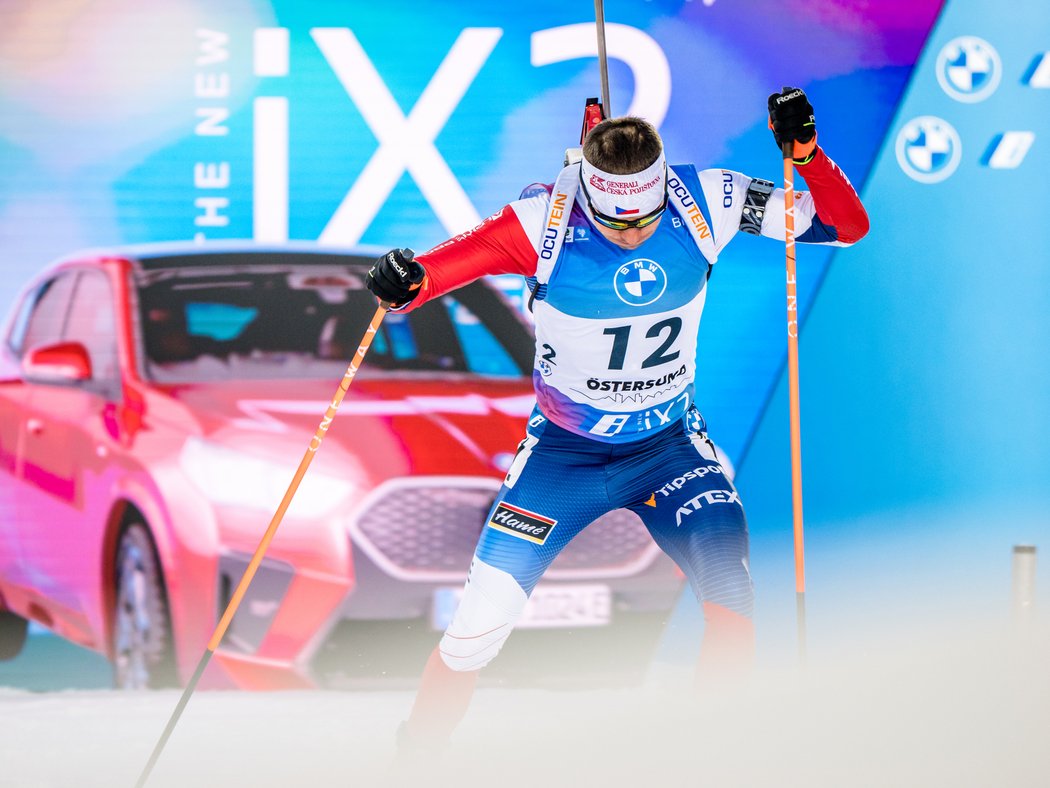 Michal Krčmář obsadil 14. místo v úvodním vytrvalostním závodu Světového poháru v Östersundu