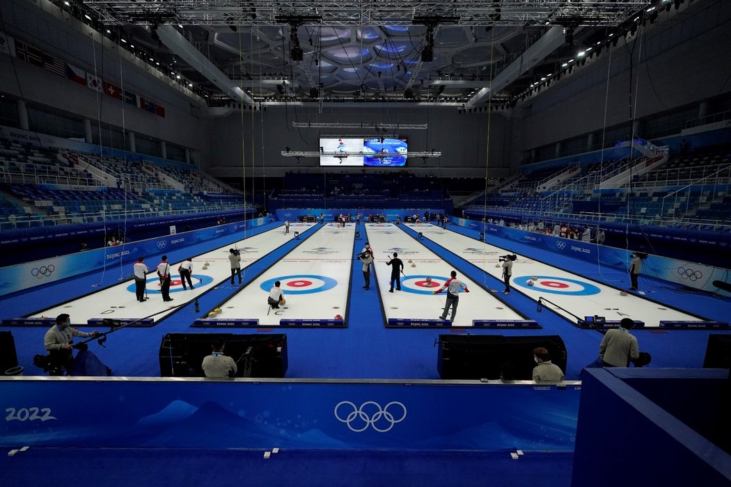 Vodní kostka proslavila letní olympijské hry v Pekingu jako scéna osmi pozlacených startů plaveckého fenoména Michaela Phelpse, během nadcházející zimní olympiády bude přestavěný architektonický skvost domovem curlerů