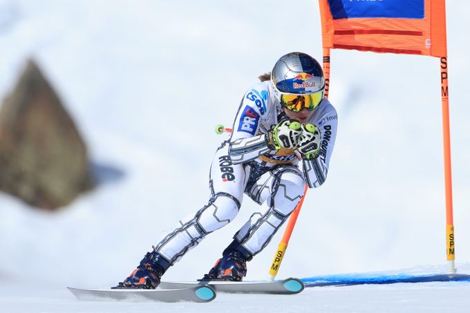 Skvělý start, ale pak propad Ledecké mimo TOP 10. V Itálii poprvé vyhrála domácí Pirovanová Skvělý start, ale pak propad Ledecké mimo TOP 10. V Itálii poprvé vyhrála domácí Pirovanová