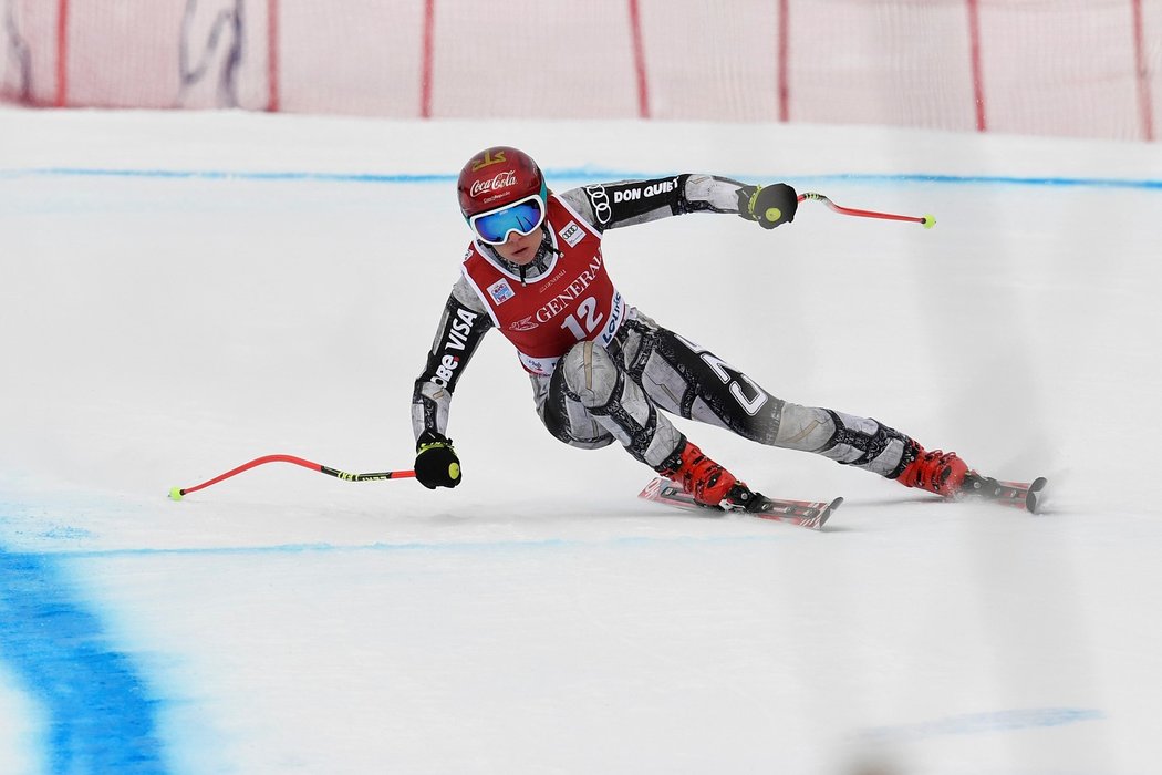 Ester Ledecká během závodu v Lake Louise v USA