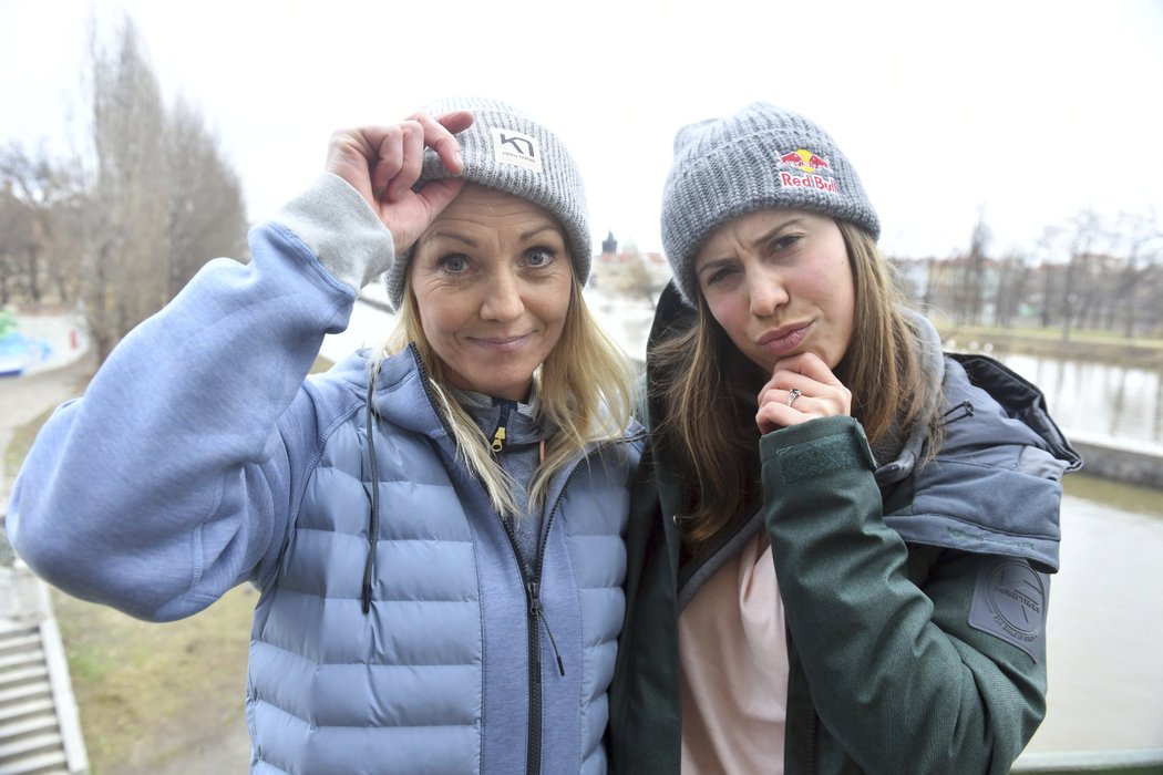 Eva Samková v Česku přivítala slavnou norskou lyžařku Kari Traaovou