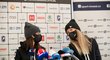 Martina Sáblíková a Nikola Zdráhalová na tiskové konferenci