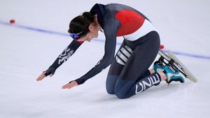 Dojatá Sáblíková: Už na startu mi kapaly slzy. Byla to rozlučka? Nedokážu říct Dojatá Sáblíková: Už na startu mi kapaly slzy. Byla to rozlučka? Nedokážu říct