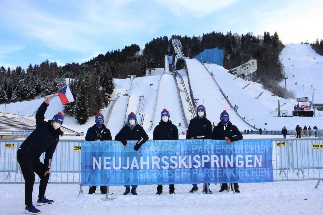 Český skokanský tým na závodech v Garmisch-Partenkirchenu