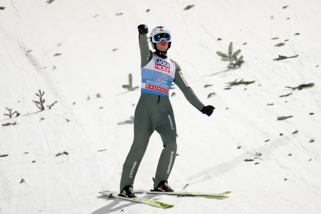 Kamil Stoch ovládl i poslední závod Turné čtyř můstků v Bischofshofenu