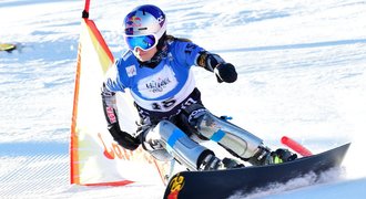 Ledecká skočila na snowboard, padla až ve finále. Jedinečná, smekla vítězka