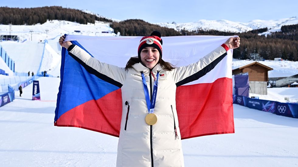 Zákulisí zlatého triumfu: Maděrová bez nervů i pláč Ledecké, co ji dojalo? Zákulisí zlatého triumfu: Maděrová bez nervů i pláč Ledecké, co ji dojalo?