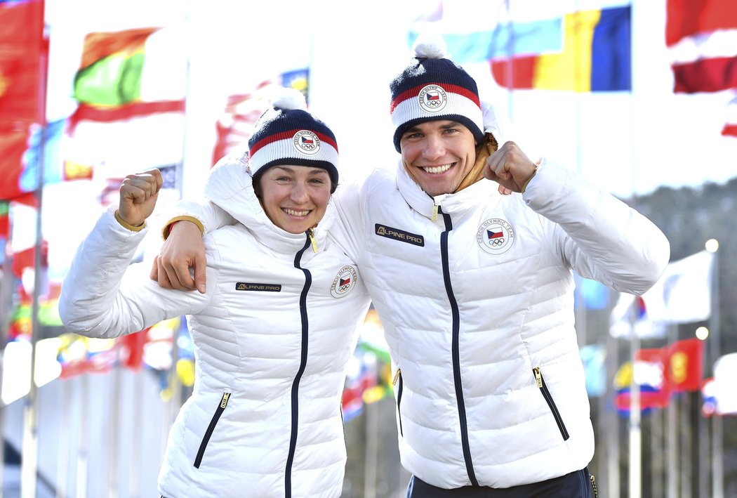 Dva čeští medailisté z Koreji spolu - Veronika Vítková a Michal Krčmář