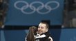 Bronzovou medaili při premiéře curlingu smíšených dvojic na zimních olympijských hrách získali ruští manželé Anastasia Bryzgalovová a Alexandr Krušelnickij