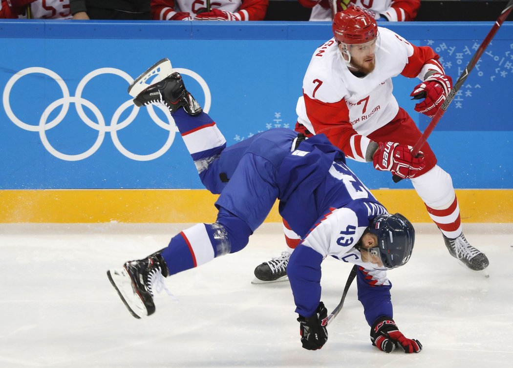 Hokejisté Ruska pod označením OSR zahájili olympijský turnaj proti Slovensku