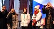 Ester Ledecká a Martina Sáblíková na Staroměstském náměstí při oslavě jejich sportovních úspěchů na ZOH 2018