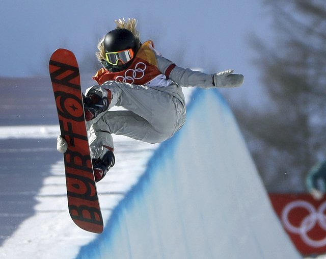 Snowboardistkám v U-rampě jasně vládla mladá Američanka Kimová